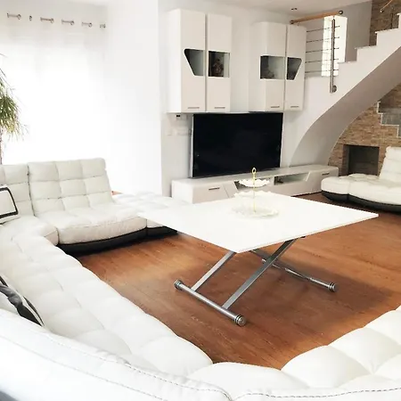 Villa Luxury Villa, Private Beach N Pool Lloret de Mar